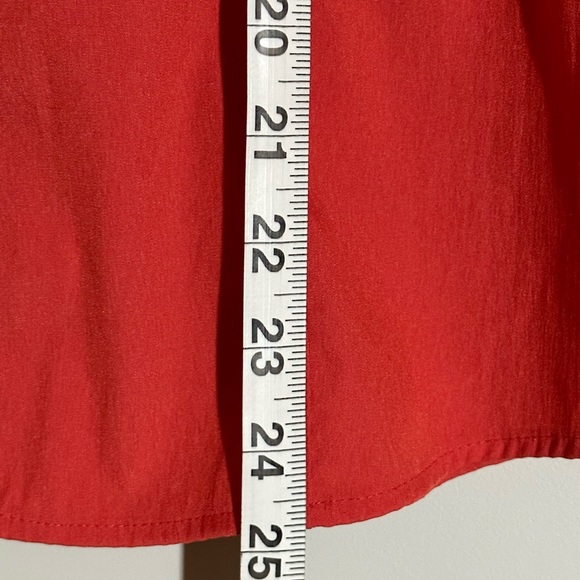 EUC: BAY STUDIO Pleated Short Sleeve Blouse - Picture 6 of 10